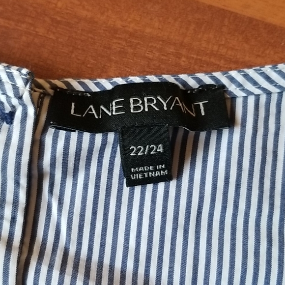 Embroidered top - Picture 6 of 7